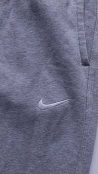 Штани Nike S-M сірий