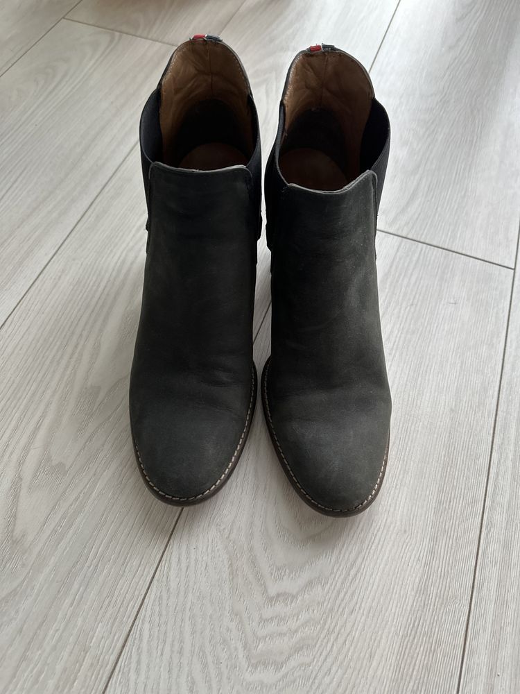 Tommy Hilfiger botki kozaki 41