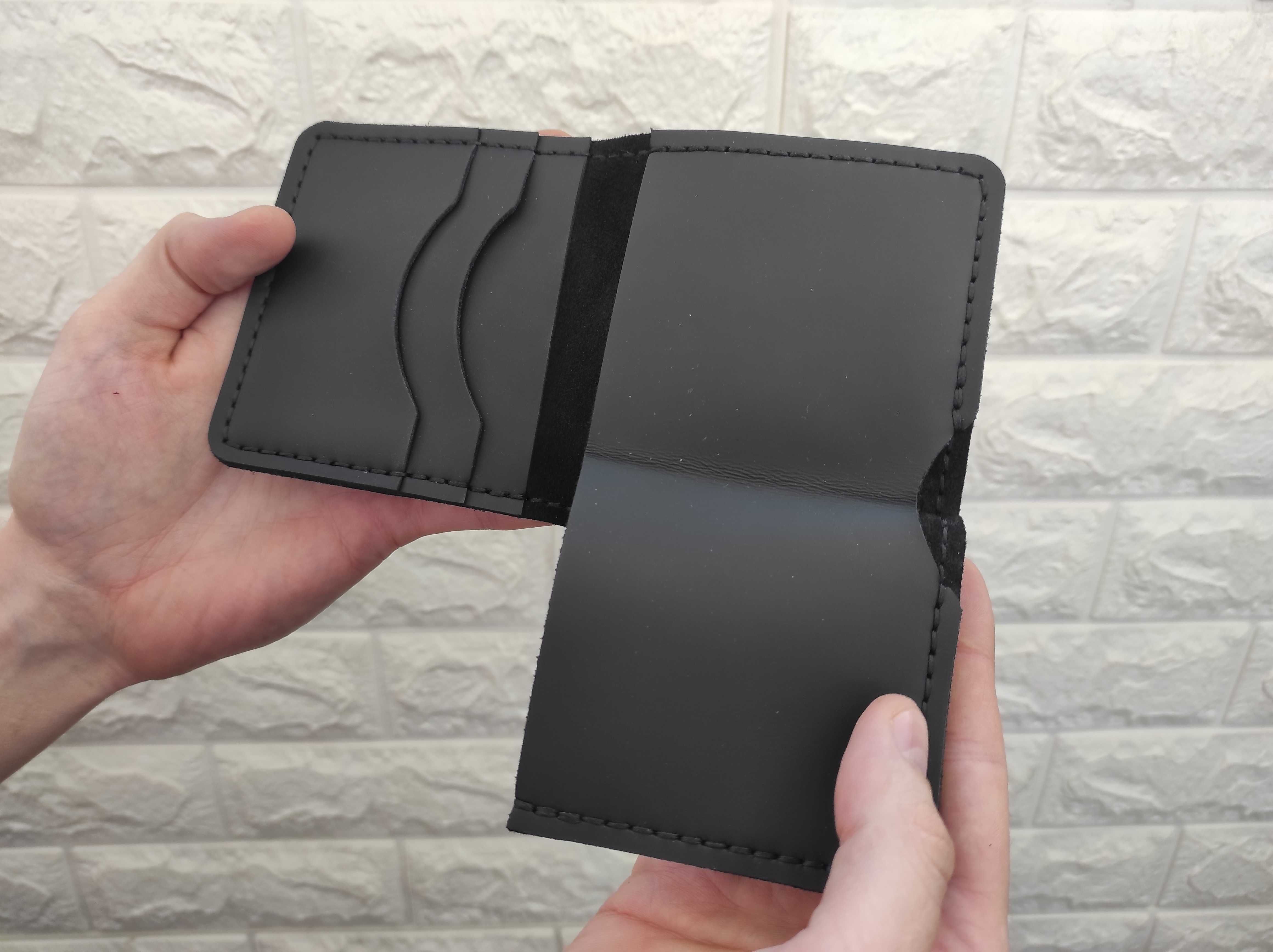 Продам портмоне, мини кошелёк из натуральной кожи ручной работы.