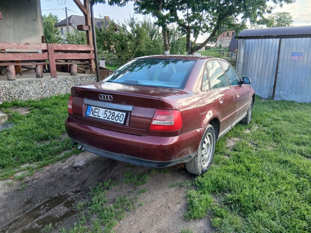 Audi a4 b5  na zwykłej pompie