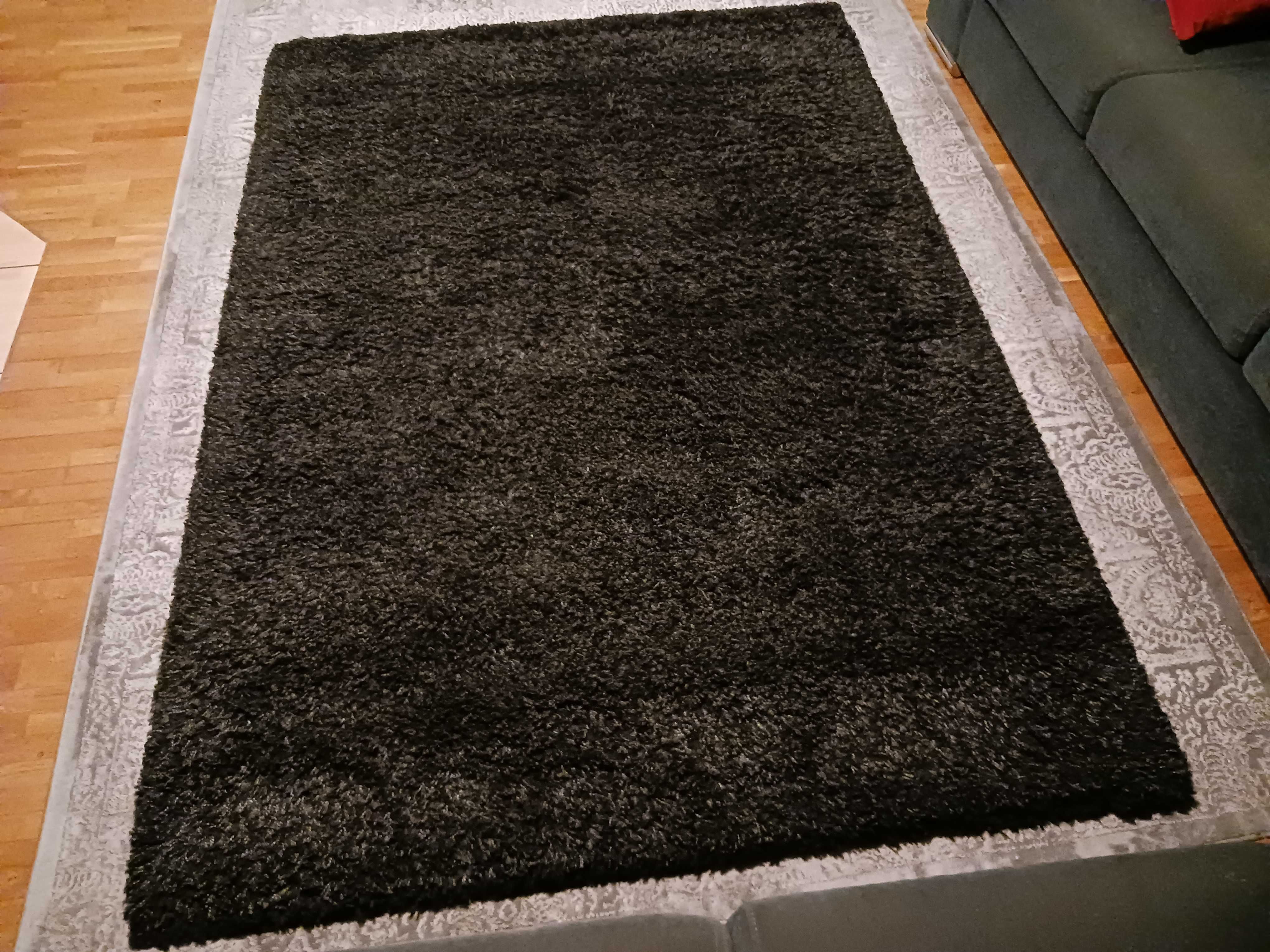 Dywan czarny gruby typu shaggy 230 x 160