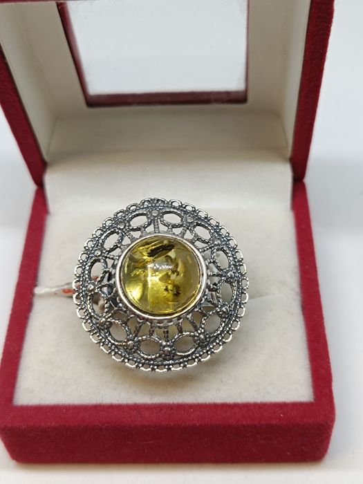 Srebrny pierścionek z cytrynowym bursztynem regulowany, rezerwacja
