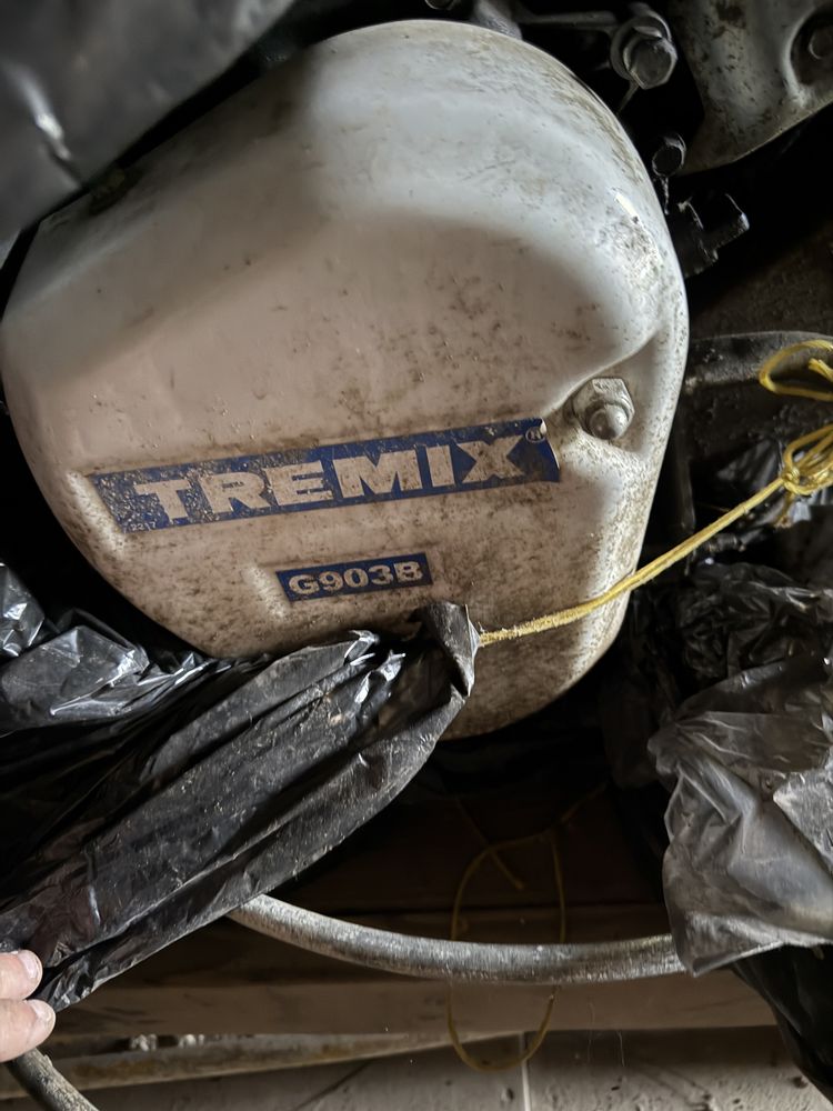Затирочная заглаживающая машина tremix g903b