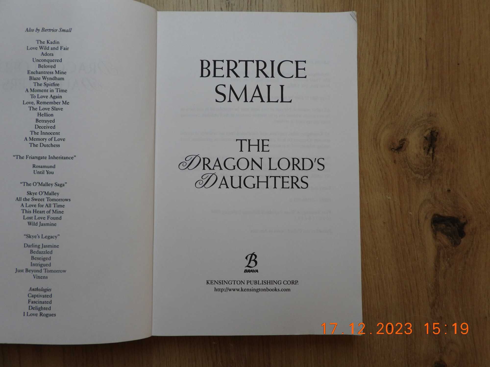 The Dragon Lord`s Daughter`s -Bertrice Small