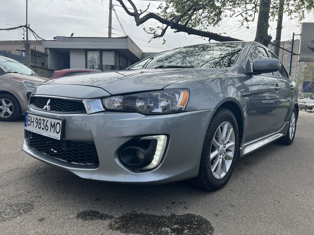 Mitsubishi Lancer 2016 avtomat 2.0