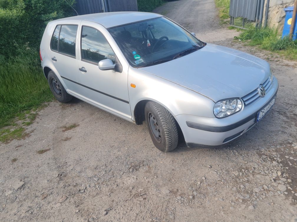 Golf 4 1.4 16v benzyna