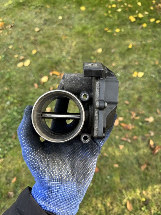 Дросельна заслонка VW T5 2.0 TDI/BiTDI