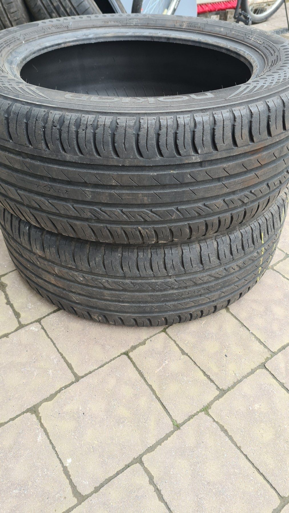 Шини 205/55R16 Nokian 2шт