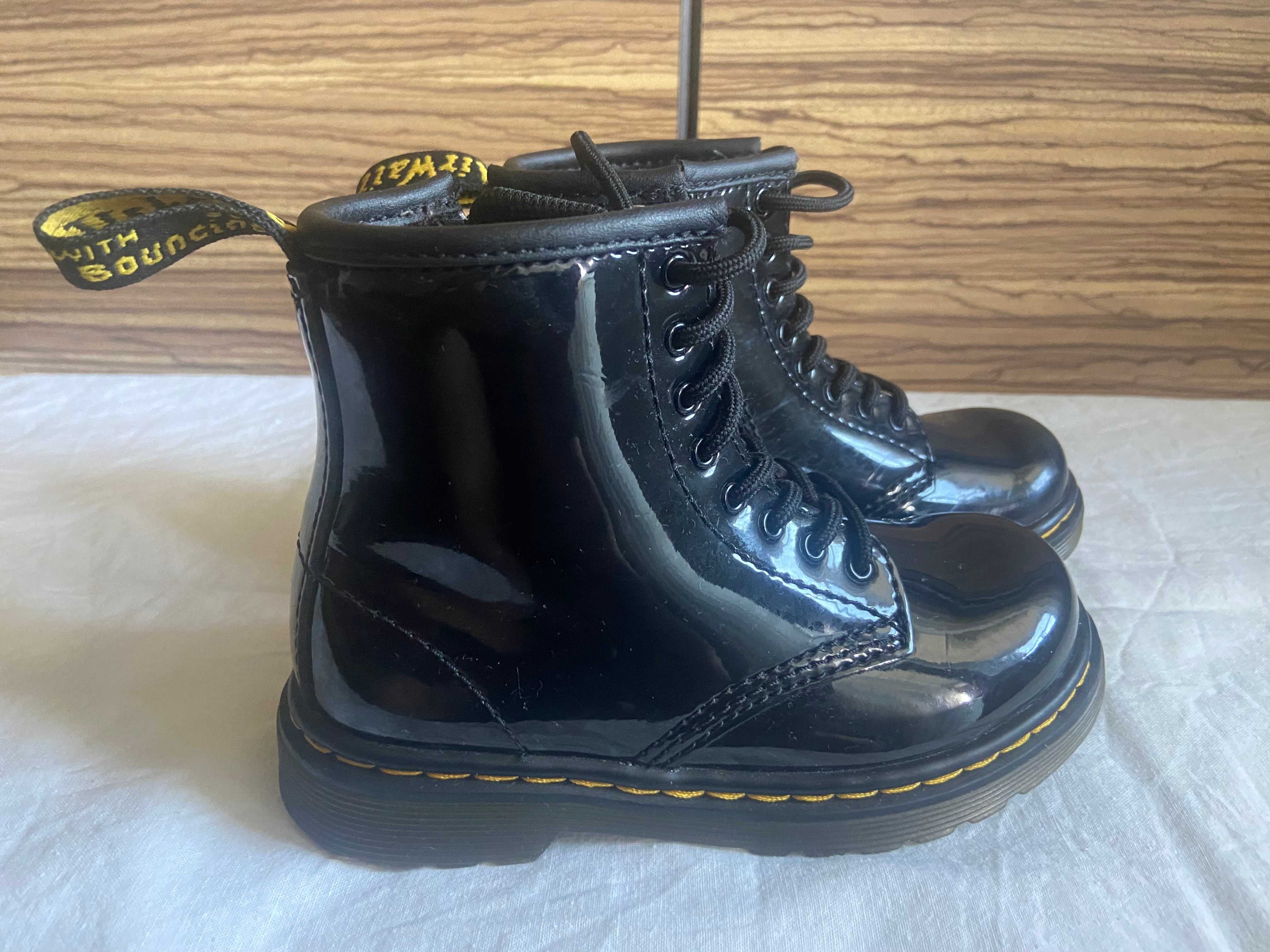 Детские ботиночки Dr. Martens 1460 Т