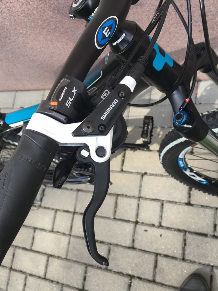 Cube access Mtb XT shimano górski rock shox