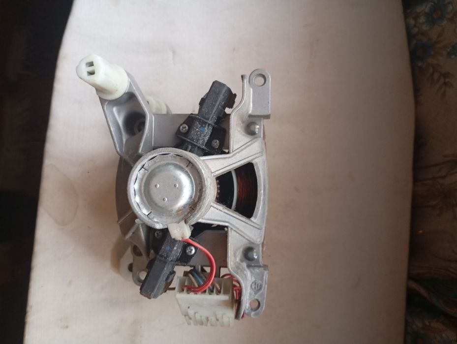 Продам мотор на стіральну машинку