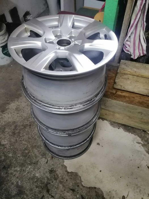Sprzedam alufelgi  7,5 Jx16 R2 ET45