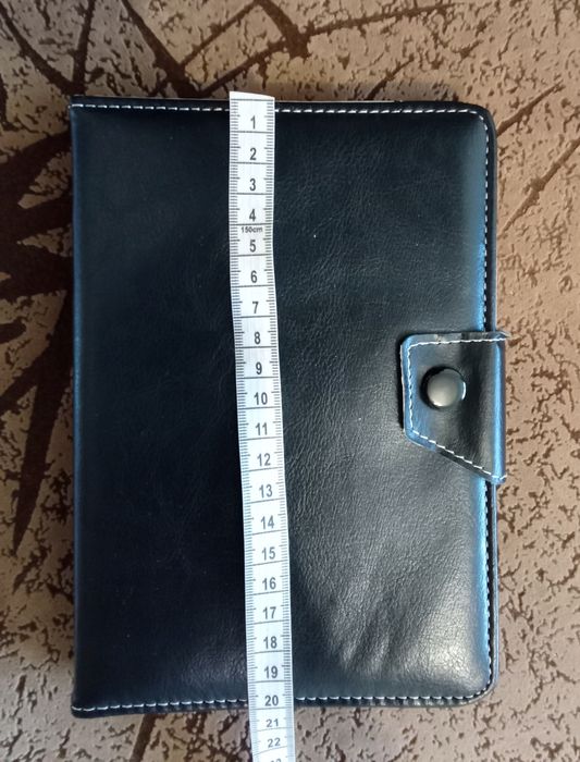 Продам чохол-книжку на планшет