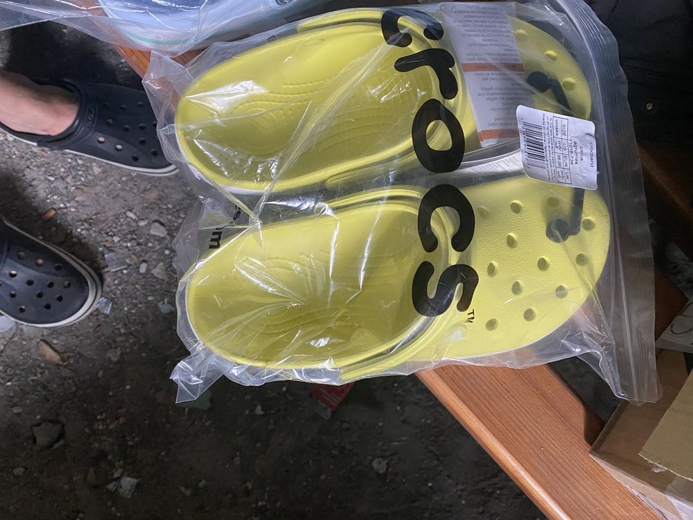 Продам класичні Crocs Crocband