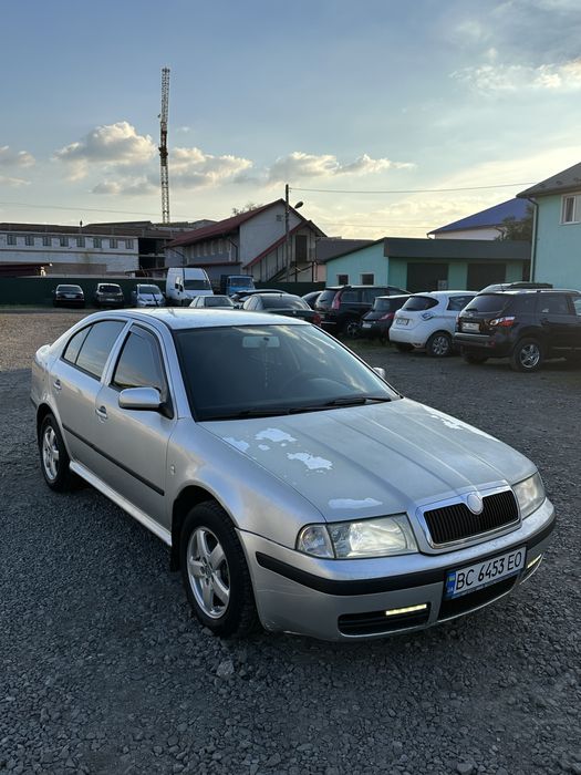 Skoda Octravia Tour . 2007 рік .  1.8 турбо Бензин . В хорошому стані