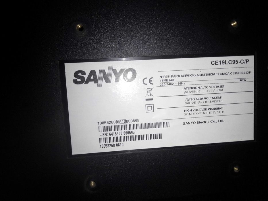 Televisão sanyo cozinha