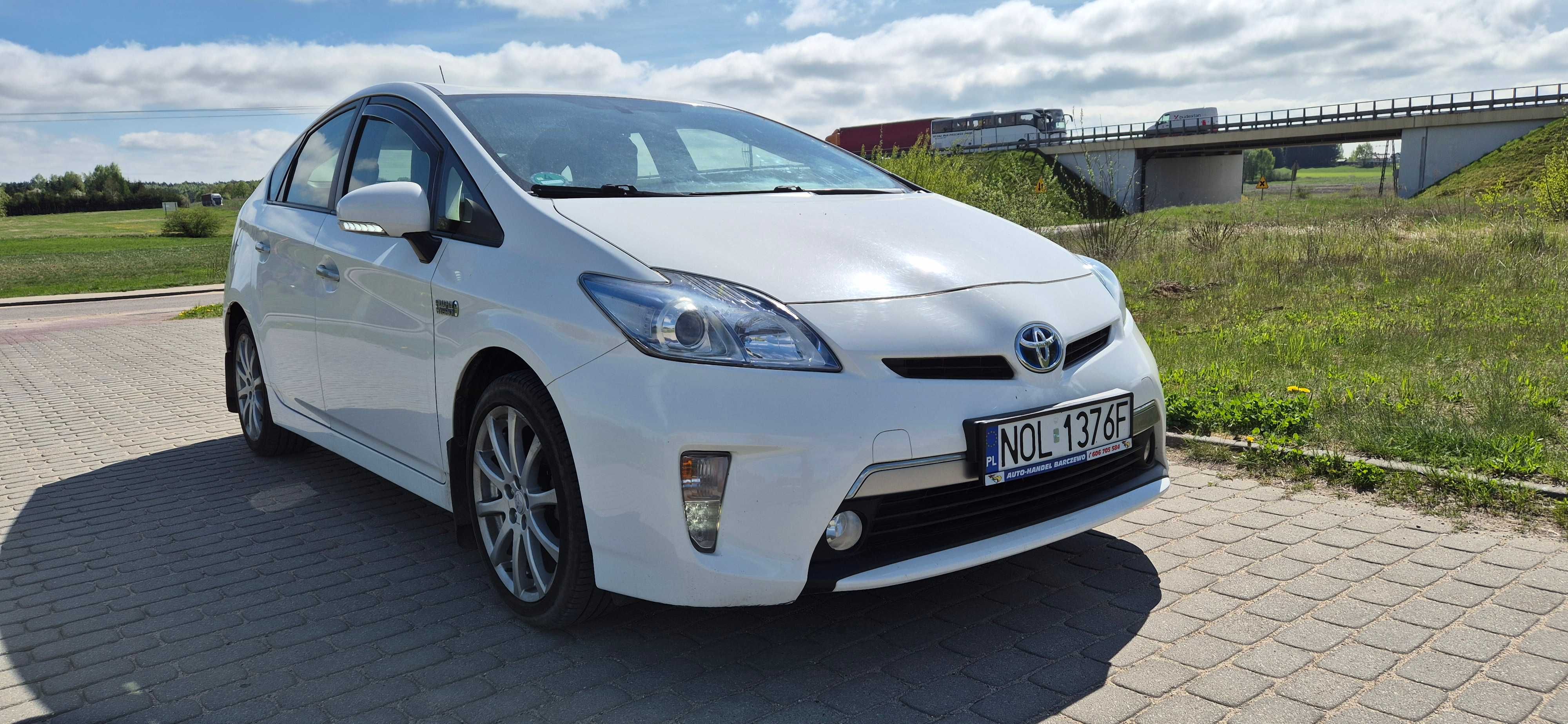 1.8 hybryda -Plug-in -navi-alu-serwis-zarejestrowany.
