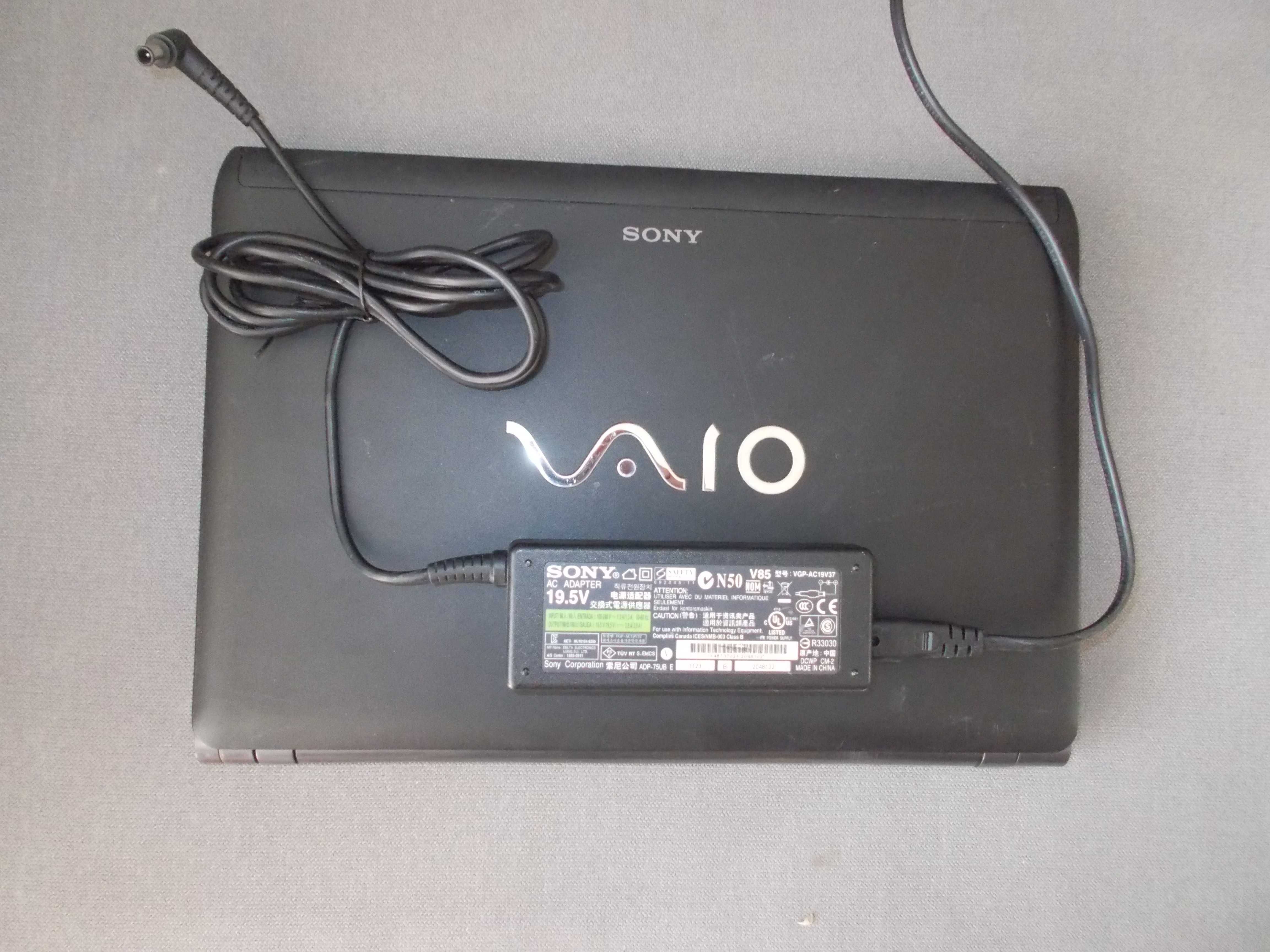 laptop Sony Vaio I3 zasilacz, bateria OK