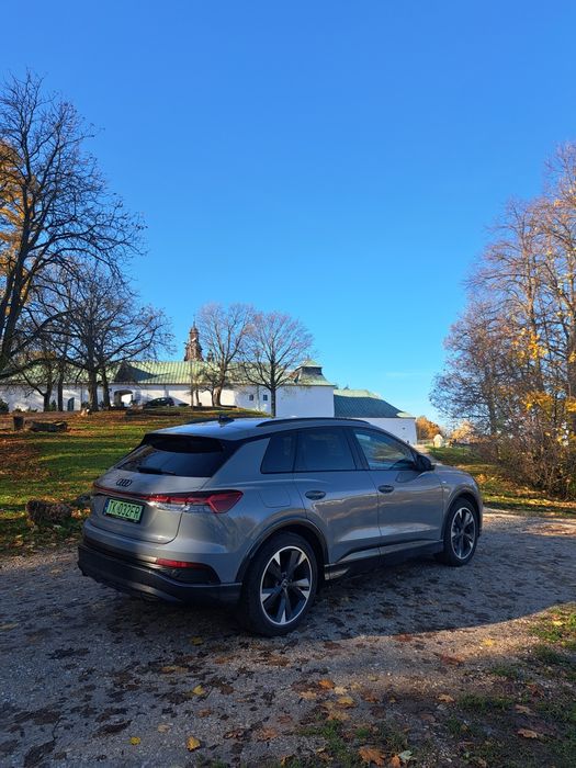Auto do ślubu Audi Q4 e tron