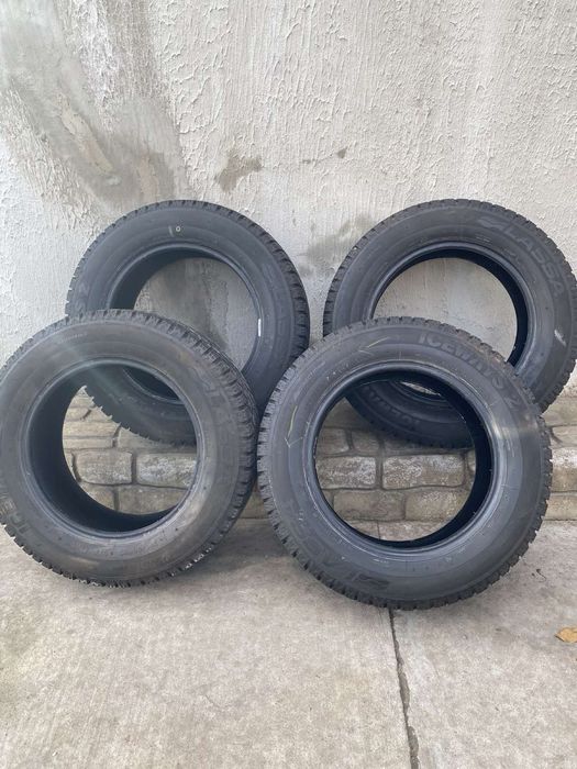 Продам шини R15 зима
