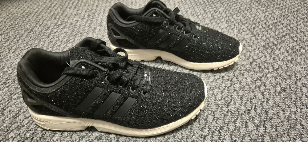 Adidas torsion кросівки