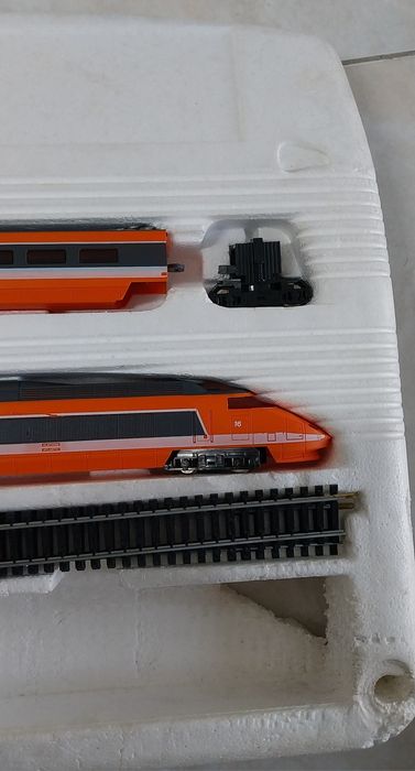 Comboio antigo Jouef TGV HO