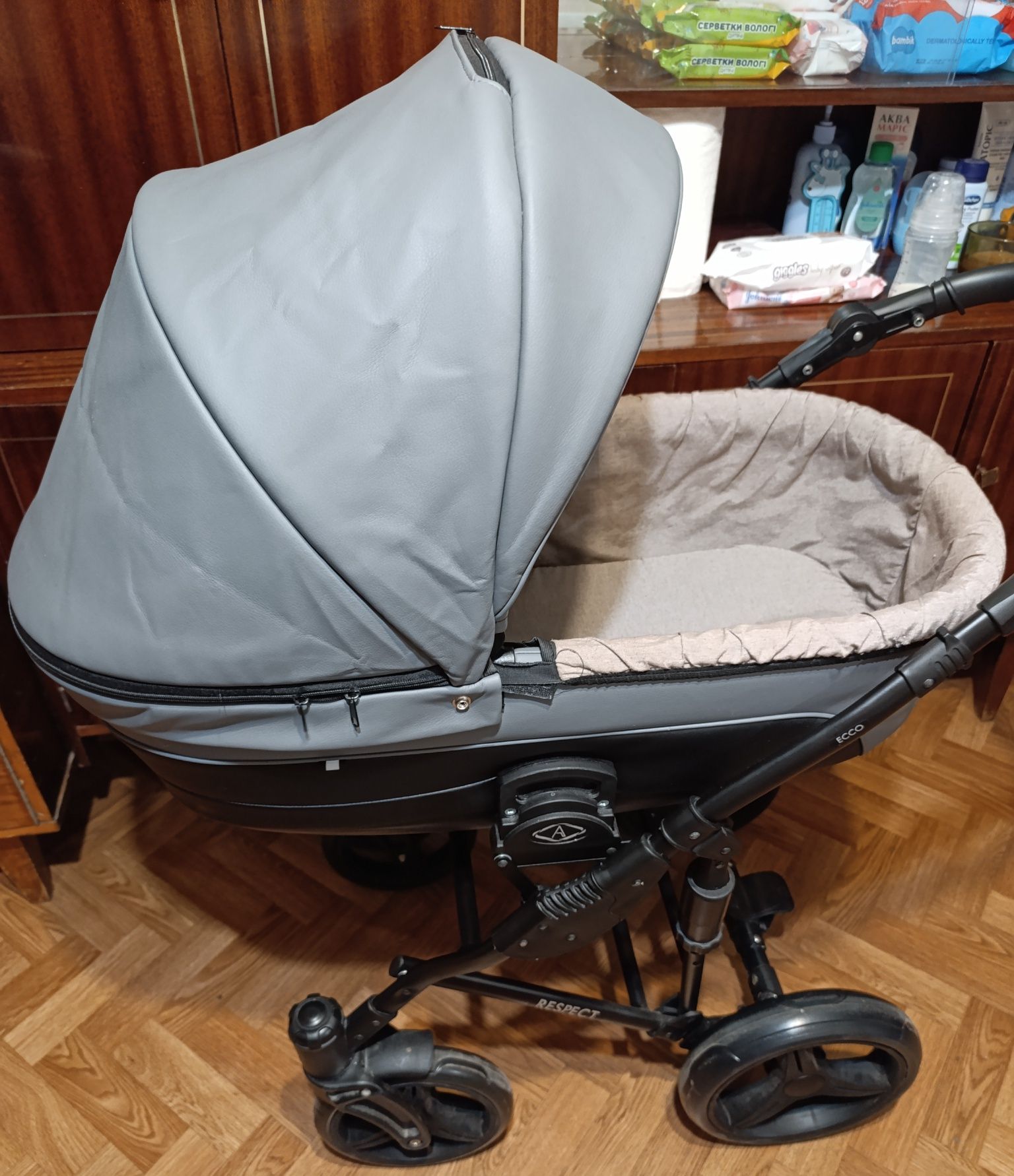 Продам дитячу коляску