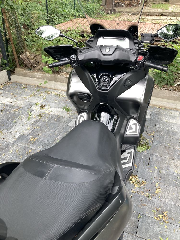 Yamaha Tricity 300