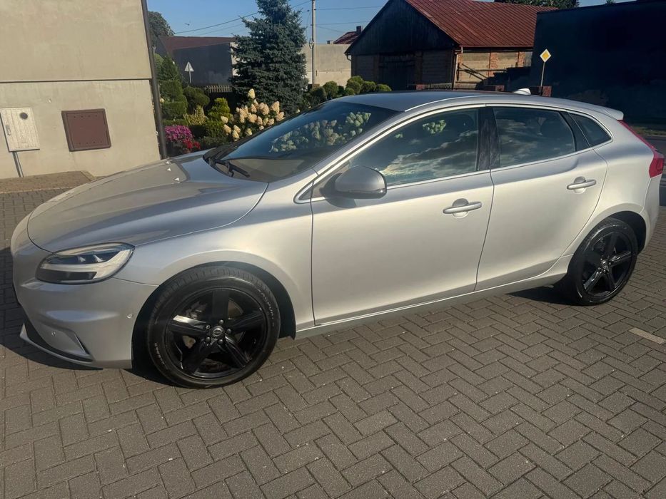 Volvo V40 Volvo V40 R-Design