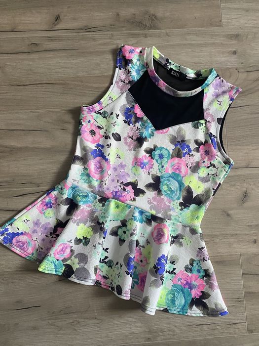 Bluzka baskinka w kwiatki z siateczką