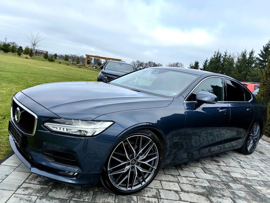 Volvo S90 2.0 D3 150KM Momentum serwisowany FULL LED asystenci lekko uszkodzDE