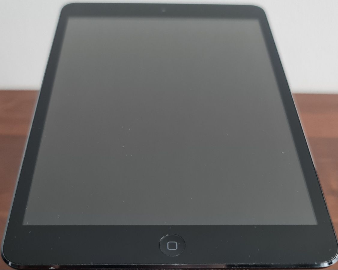 Tablet Apple IPAD MINI A1432 32GB Czarno-Grafitowy stan IDEALNY