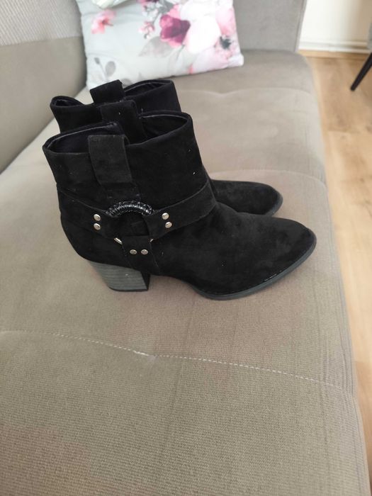 Buty botki obcas 7 cm nowe