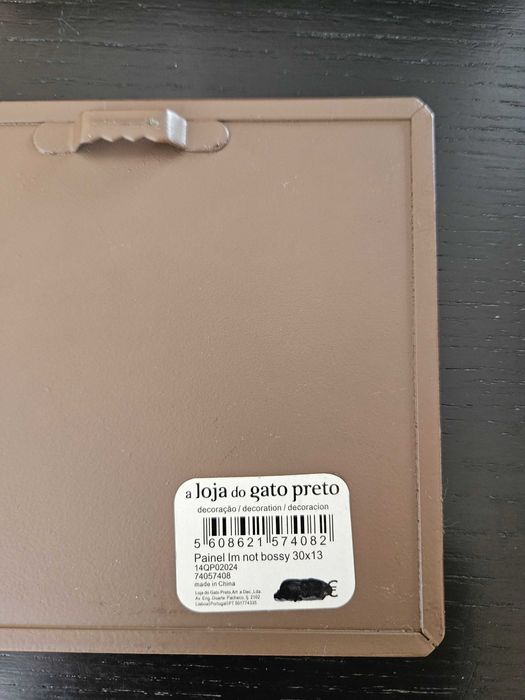 Placa decorativa I'm not bossy A loja do gato preto 30x13