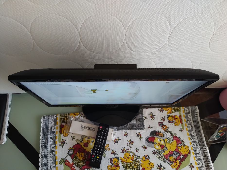 Televisão TV monitor 22" casa quarto apartamento vivenda escritório.