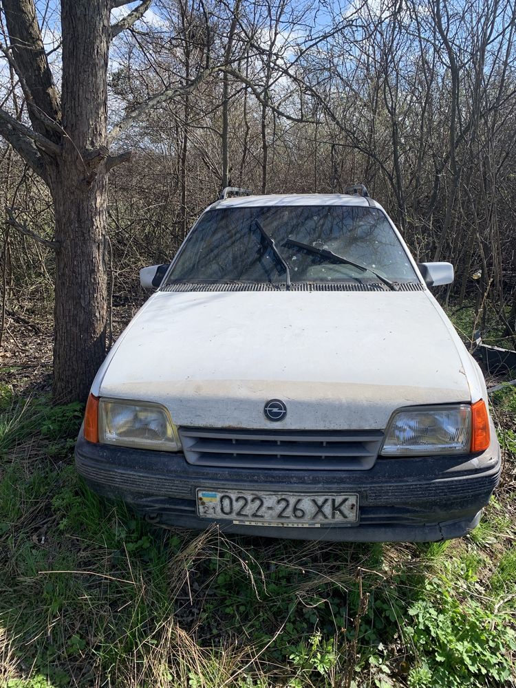 Продам opel kadet