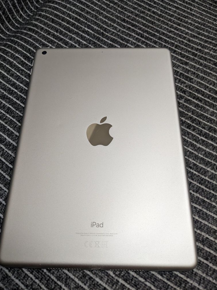 iPad 7 32 ГБ neverlock