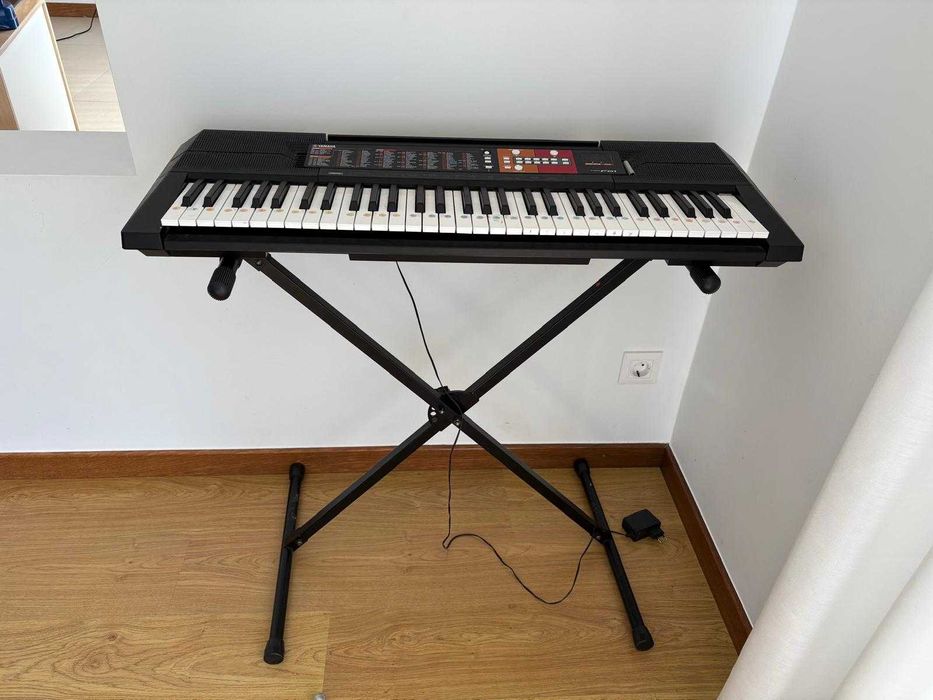 Teclado/Piano otimo para aprendizagem