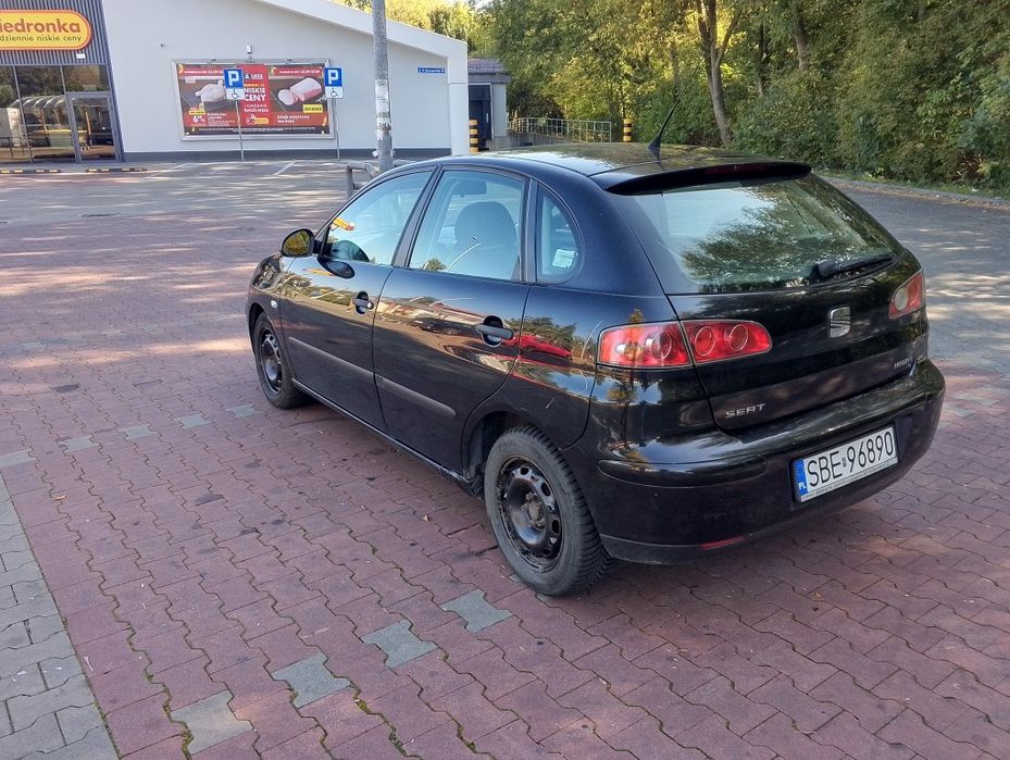 Seat Ibiza 1.4 rok 2003 sprzedam