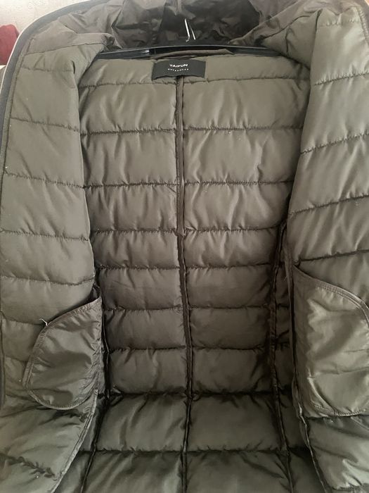 Куртка на пуху жіноча