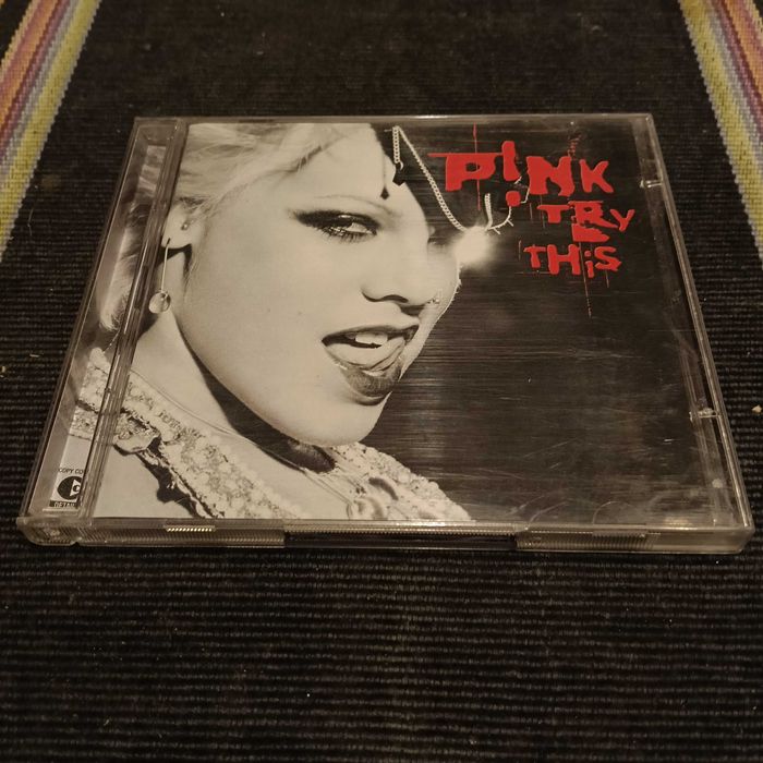 CD Pink - Try this