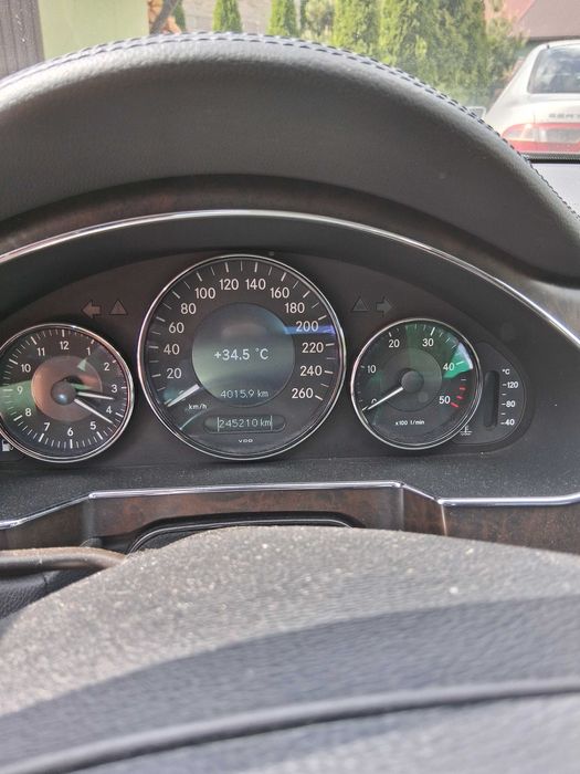 Mercedes cls W219 airmatic 3.0 crd  2007r maly przebieg