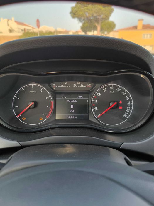 Opel Corsa 1.4 Flexfuel (GPL e Gasolina)