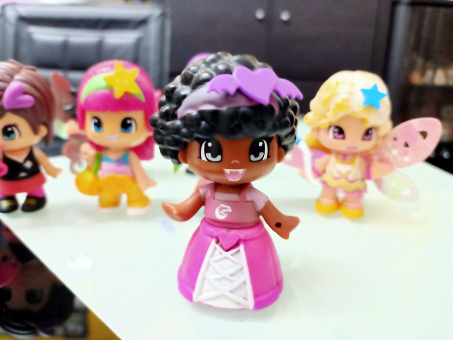 Bonecas brinquedos crianças coleção Quarto apartamento