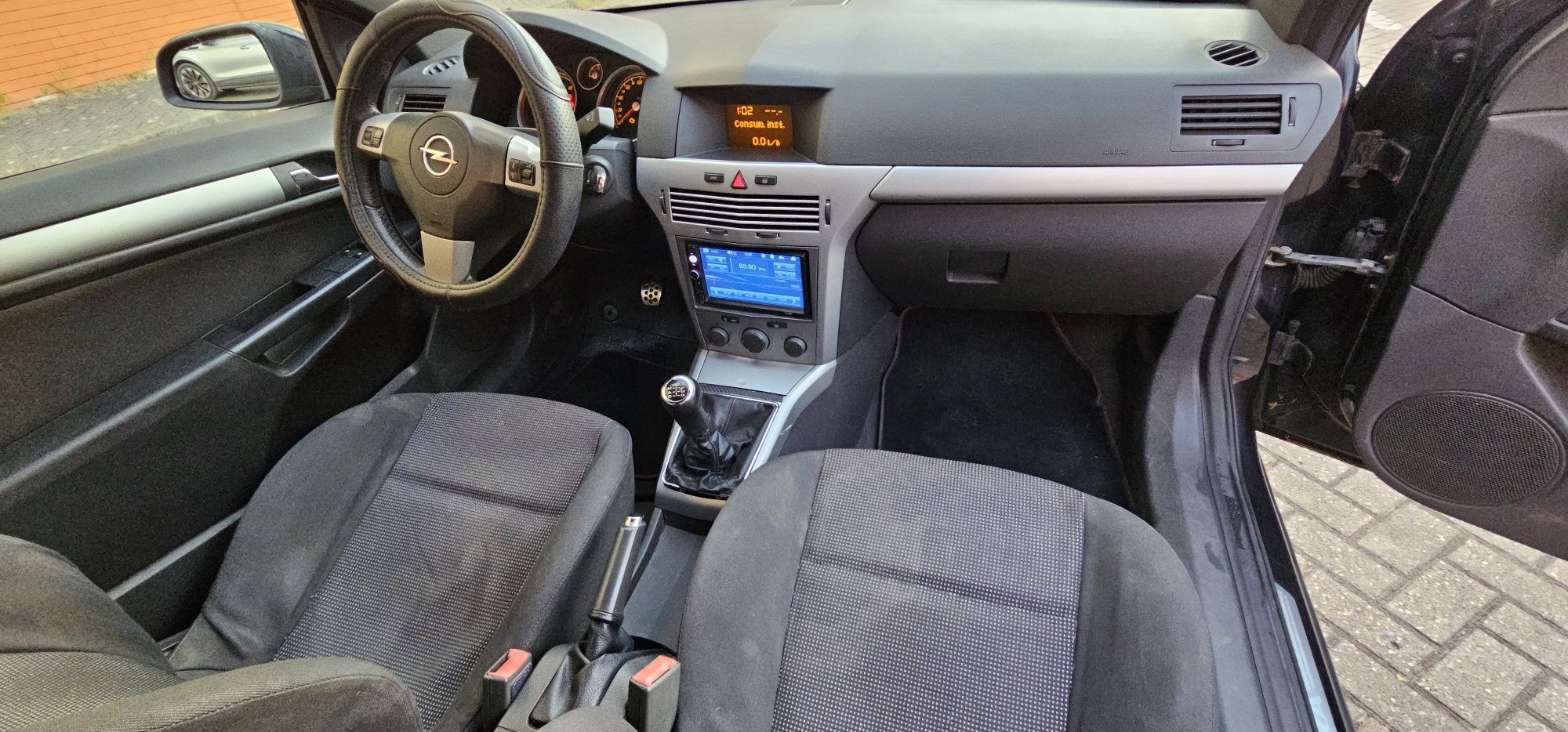 Opel astra GTC 1.7 cdti impecável 07