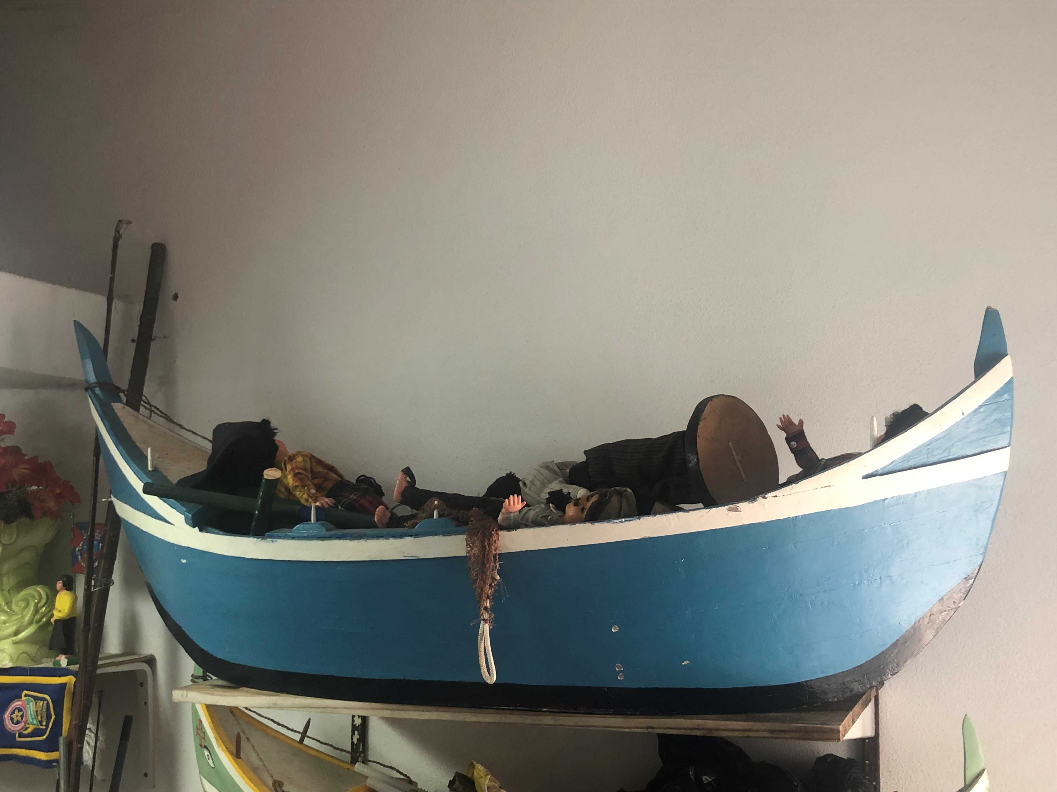 barco para decoração de montra