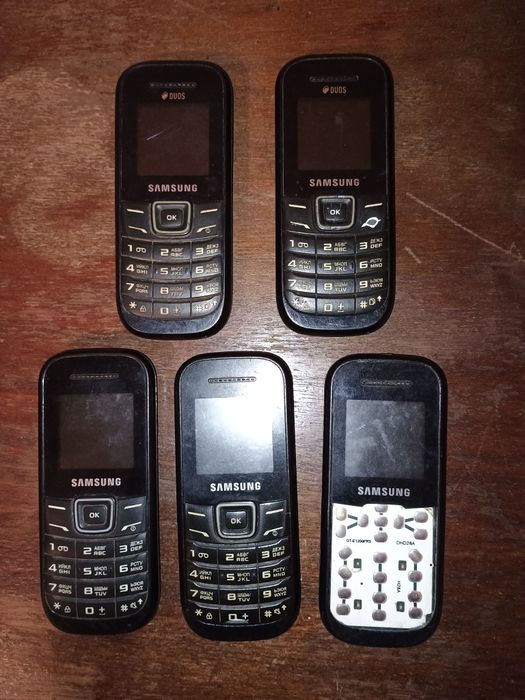Кнопочные телефоны лот Samsung, Nokia и т.д.