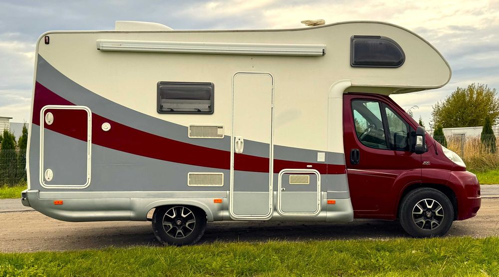 Kamper - 12 lat w rodzinie - chętnie zamienię na auto hak 3.5T na B