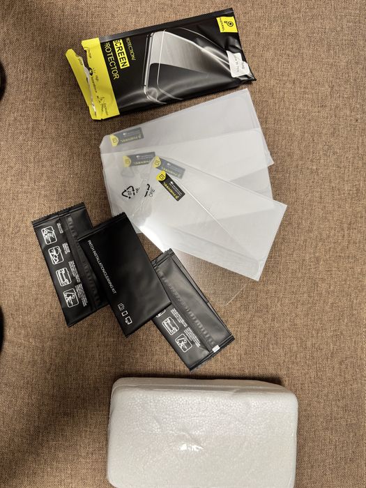 Захисне скло без рамок ihone 16 Pro 4 шт