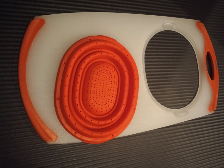 Обробна дошка-сито Dexas Over the Sink з ручкою.